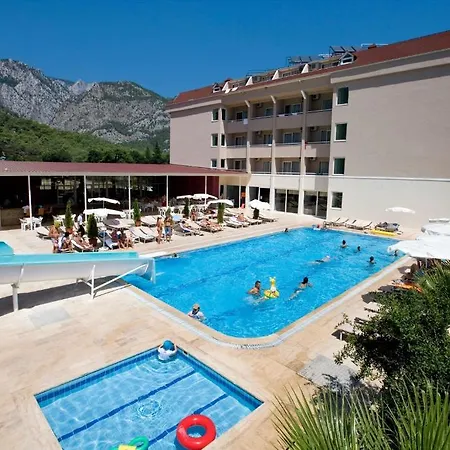 Larissa Park Otel Kemer